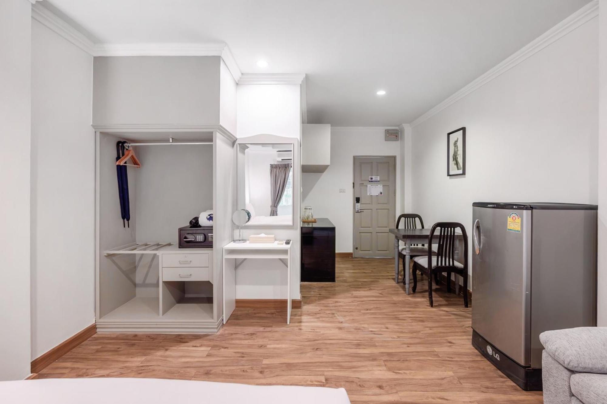Kokotel Pattaya North Beach מראה חיצוני תמונה
