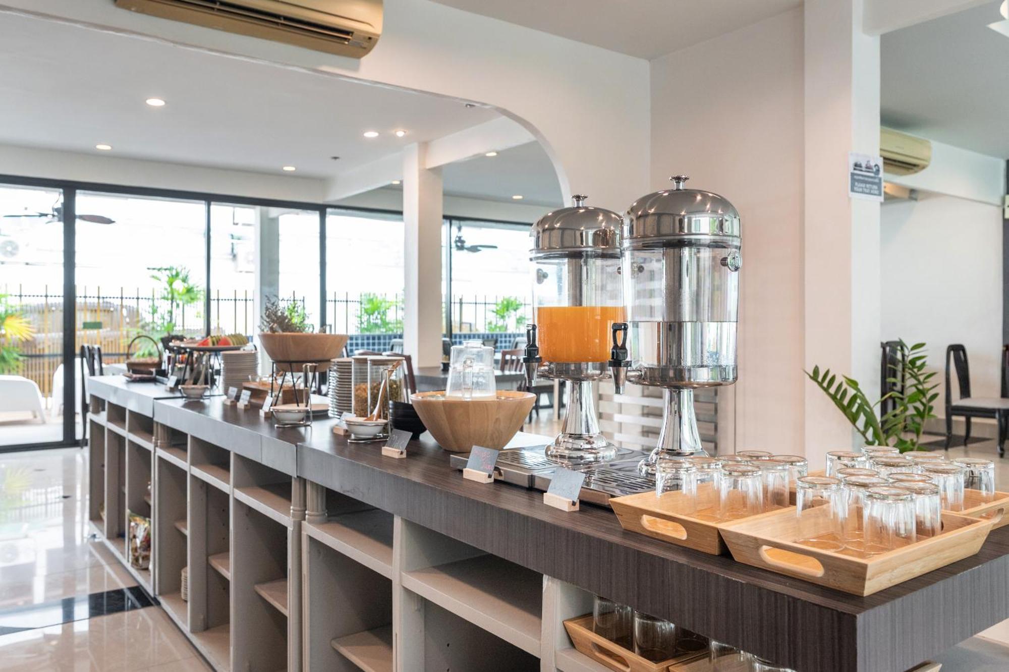 Kokotel Pattaya North Beach מראה חיצוני תמונה